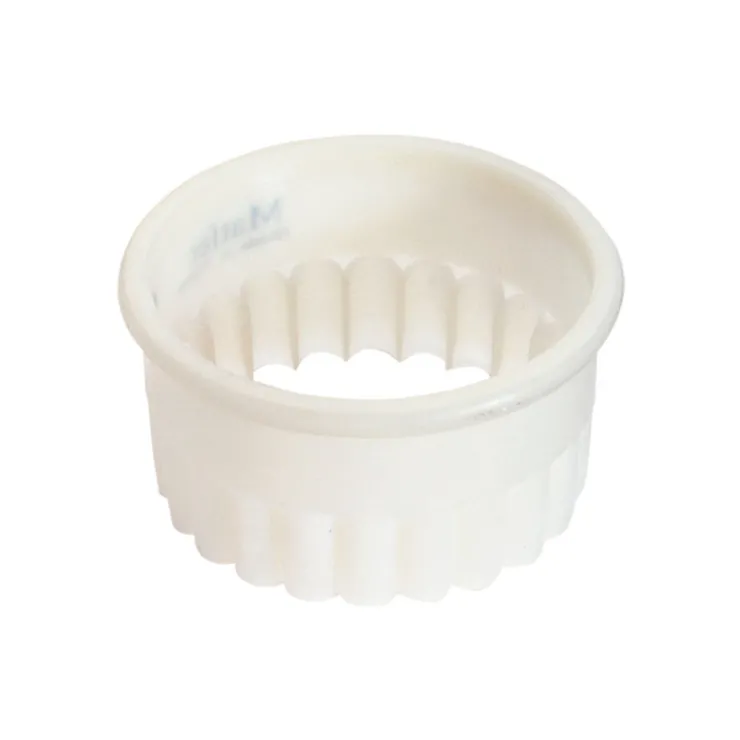 Découpoir rond cannelé Exoglass® 9,5 cm*Guy Demarle Clearance